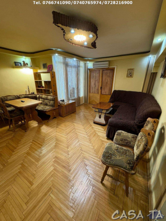 Apartament 5 Camere, Etaj 5/8, Bulevardul Republicii - Zona