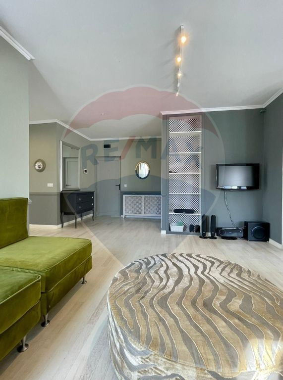 Închiriez apartament de lux, lângă Hotel Carpați