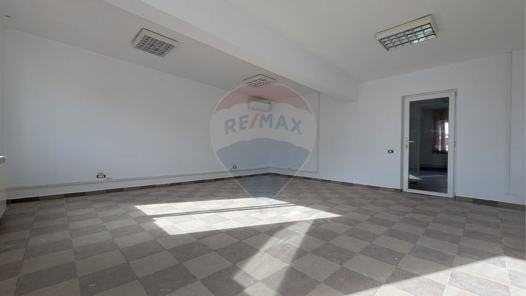 Inchiriere Spațiu de birouri 50 mp demisol intr-o cladir...