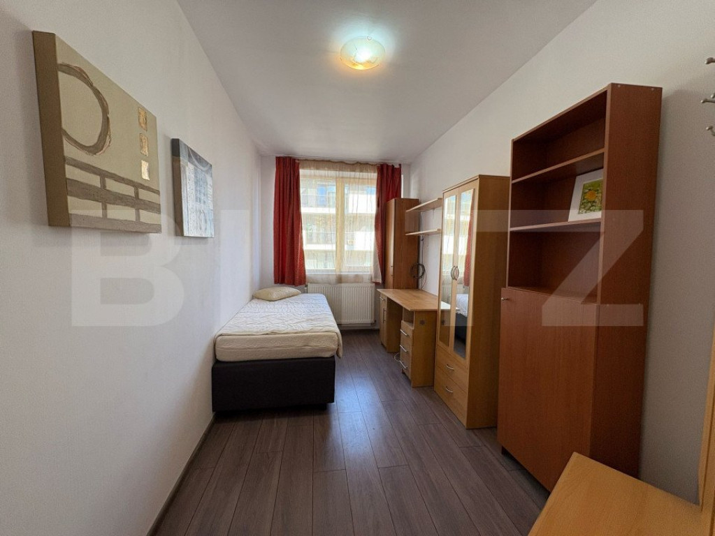 Apartament 3 camere, decomandat, parcare, zona Iris