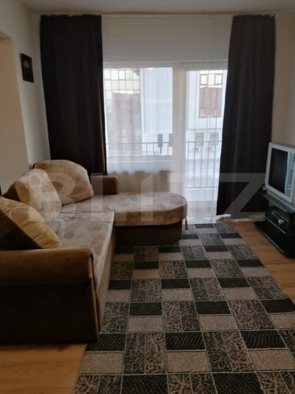 Apartament spatios de vanzare, 5 camere, 93 mp, zona Hotel D