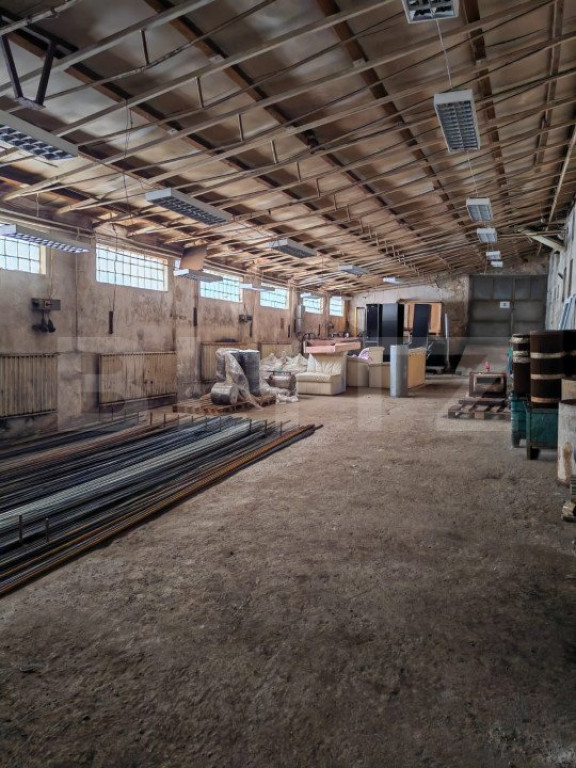 Hala depozit cu pod rulant in Brasov