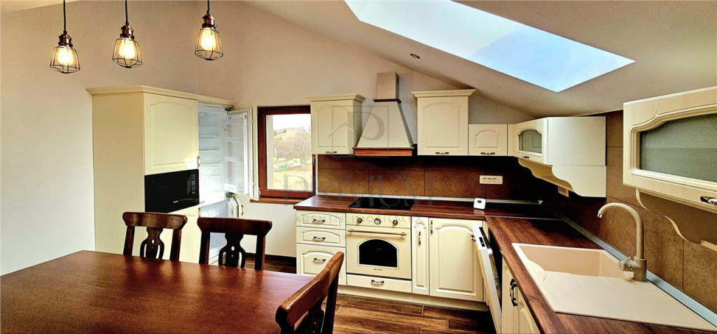 CHISODA - Casa individuala - Amplasare excelenta - Garaj