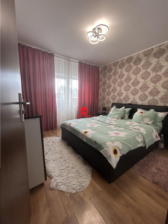 Apartament 3 camere, decomandat, complet mobilat si utilat,