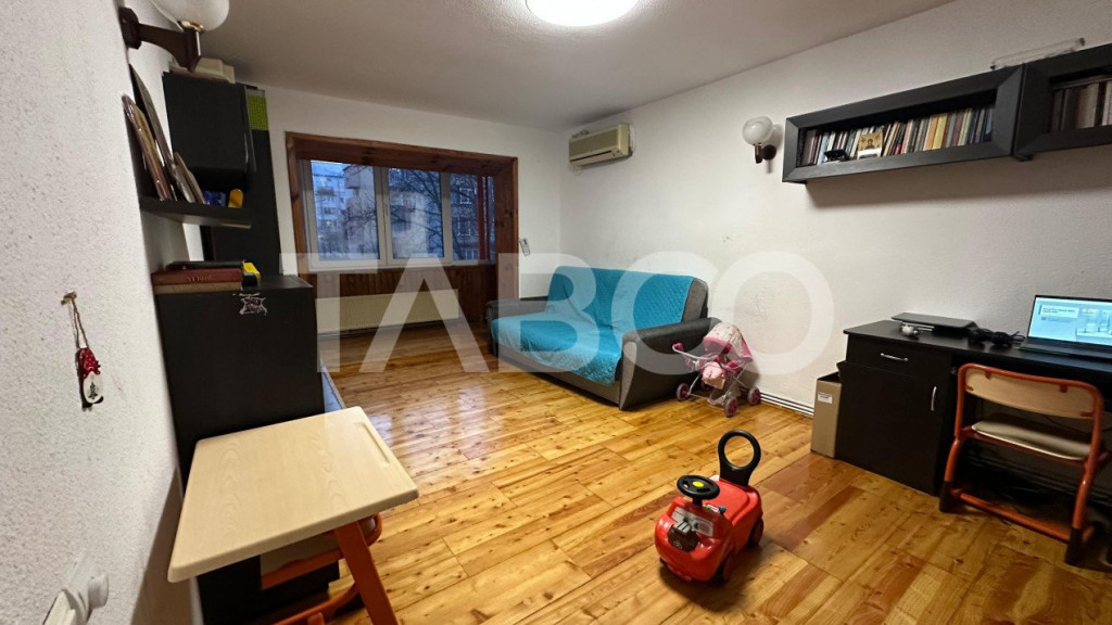 Apartament 3 camere 70 mpu zona Turnisor Sibiu mobilat util