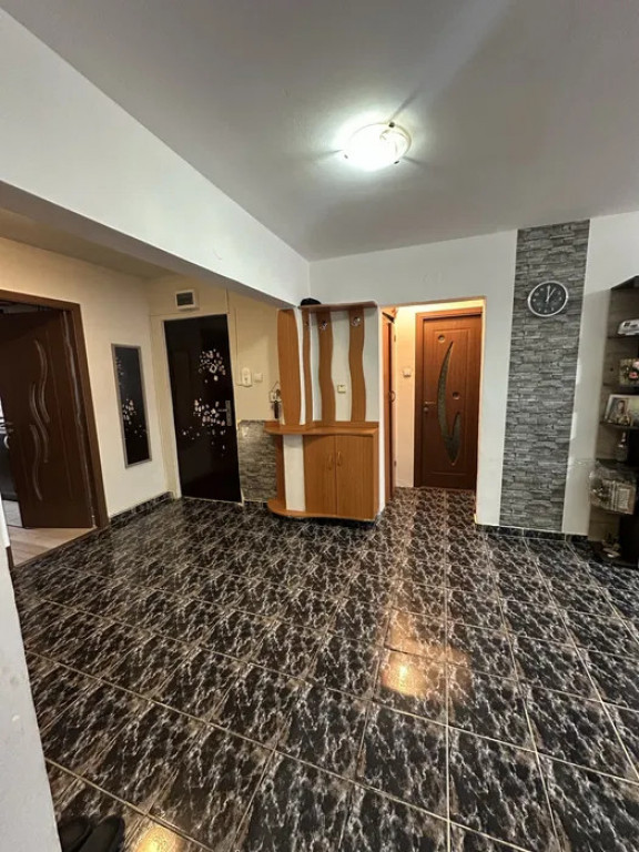 Apartament 4 camere Craiter