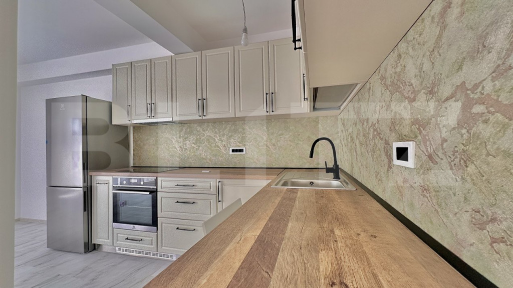 Apartament nou de vanzare, 3 camere, 90 mp, zona Spitalul J