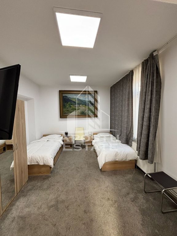 Apartament la casa cu 2 camere, loc de parcare, zona Tele...