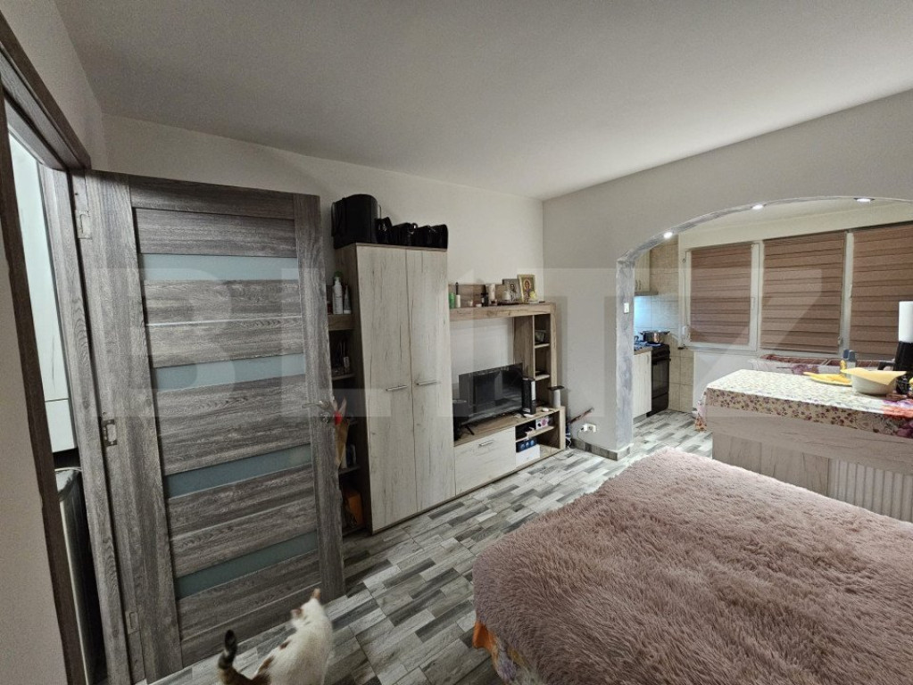 Garsoniera tip camera camin, cu balcon, 22mp, zona Bularga