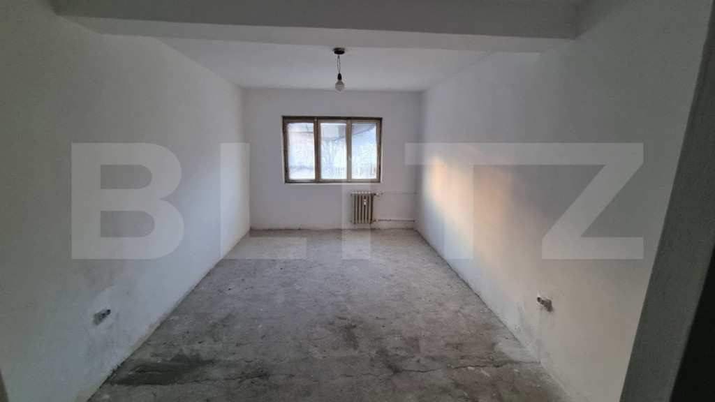 Camera camin, 20 mp, zona Henri Coanda