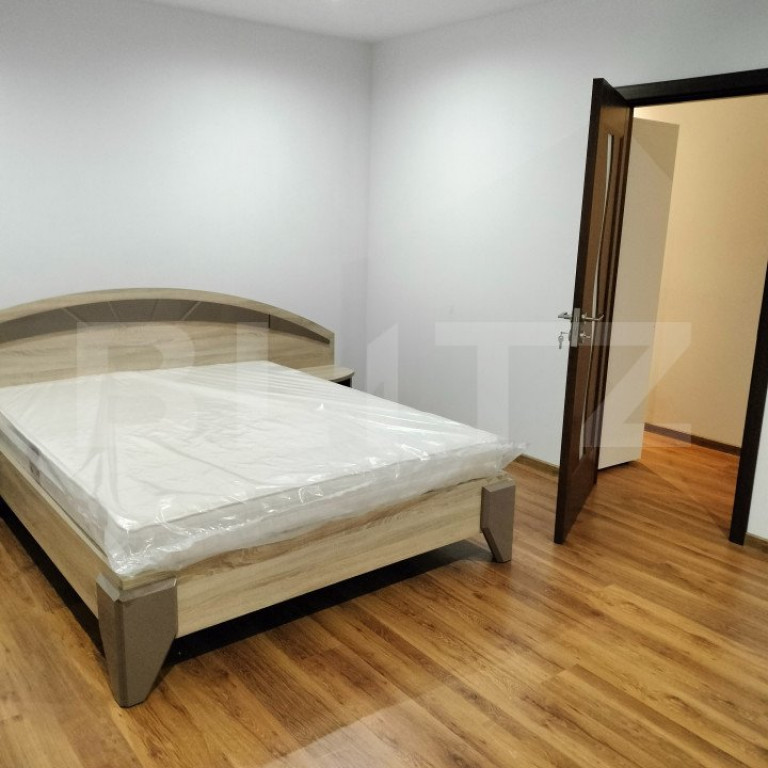 Apartament cu 2 camere, 65 mp, zona semicentrala
