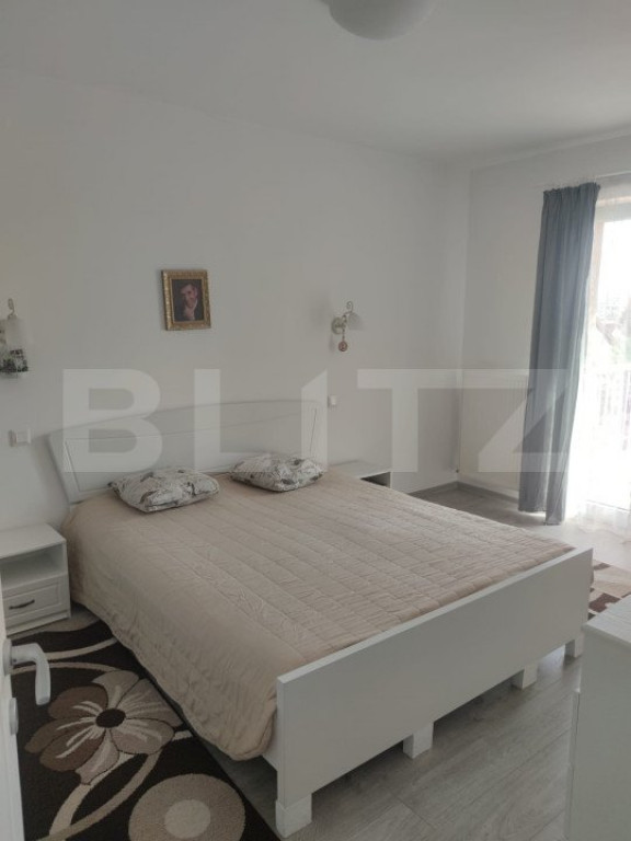 Apartament de vanzare, 3 camere, 122 mp, zona Str. Pietroasa