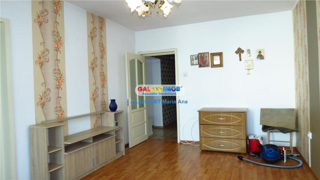 Apartament 3 camere boxa,etaj intermediar, zona Bd.Mihai Emi