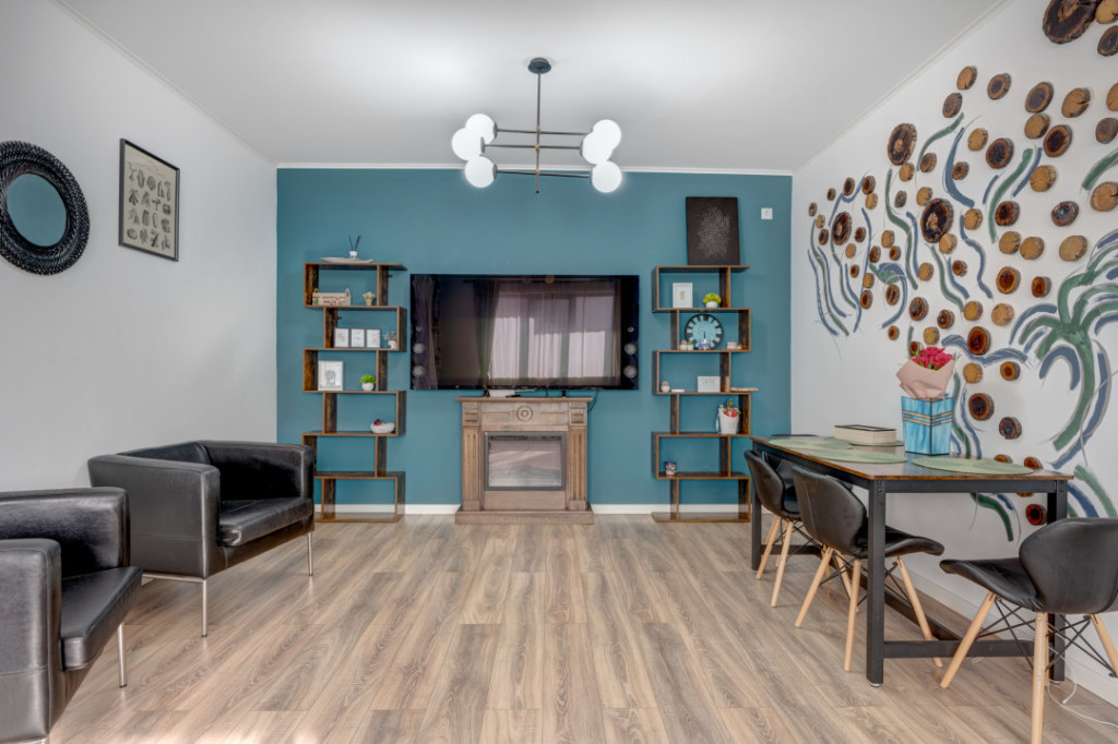 Vila individuala complet mobilata si utilata - terasa - curt