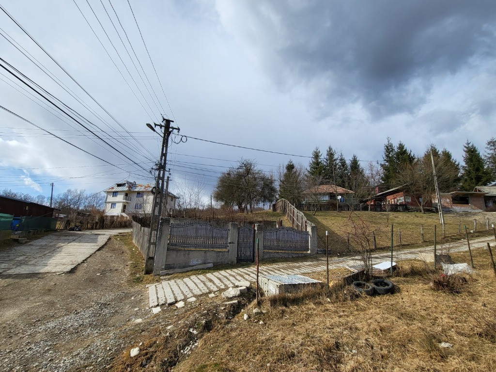 Proprietar 2 terenuri in Breaza, pretabile constructie casa 1600mp