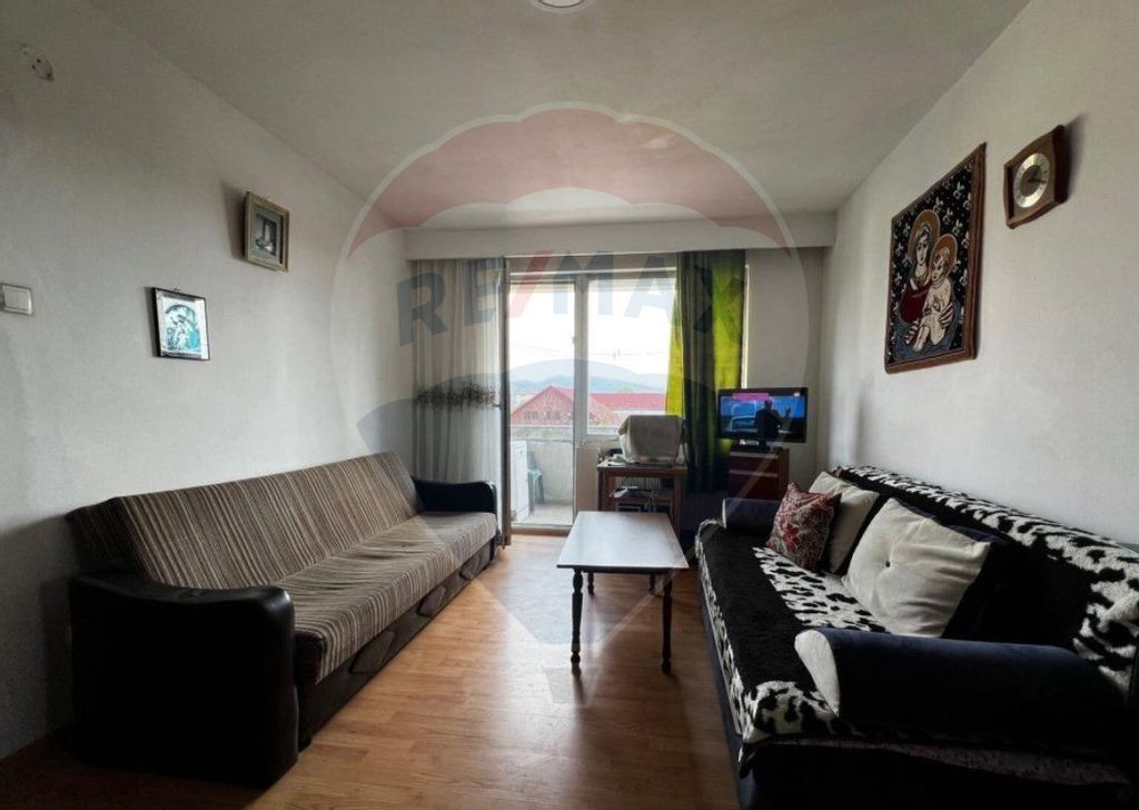 Apartament cu 2 camere dubla orientare, de vânzare în z...