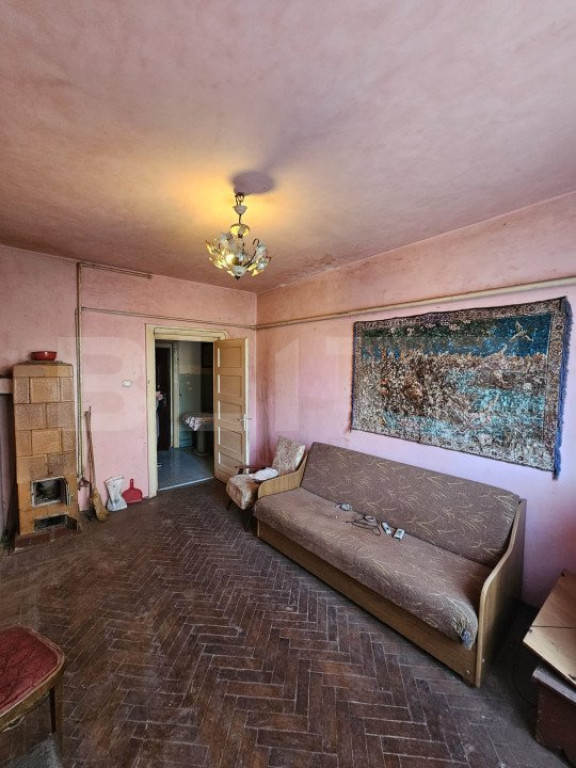 Zonă centrală, acces imediat la transport și magazine