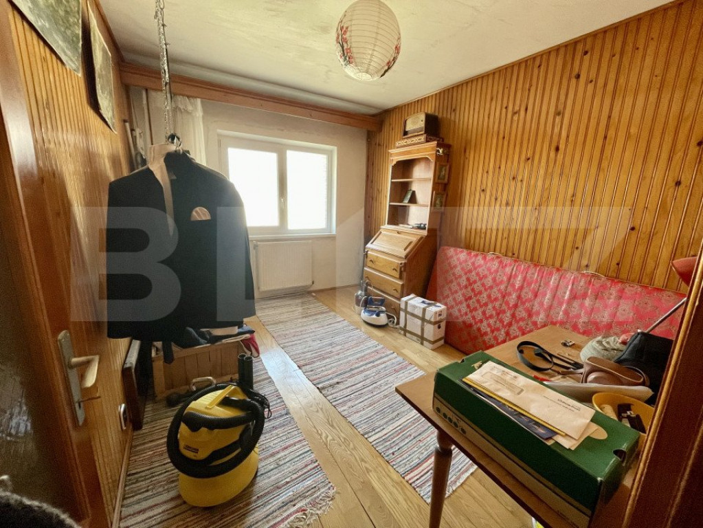 Apartament 3 camere, decomandat, 70 mp, zona Obcini