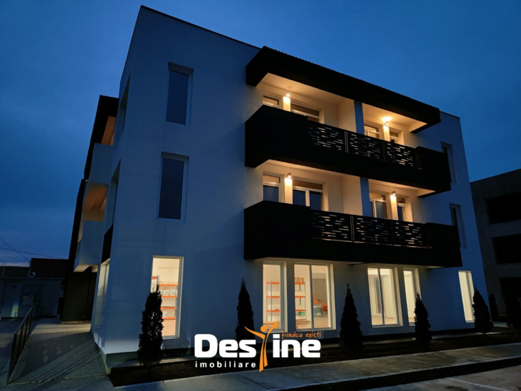 OFERTĂ -10% De Închiriat Spațiu Comercial/Birouri 166 MP-