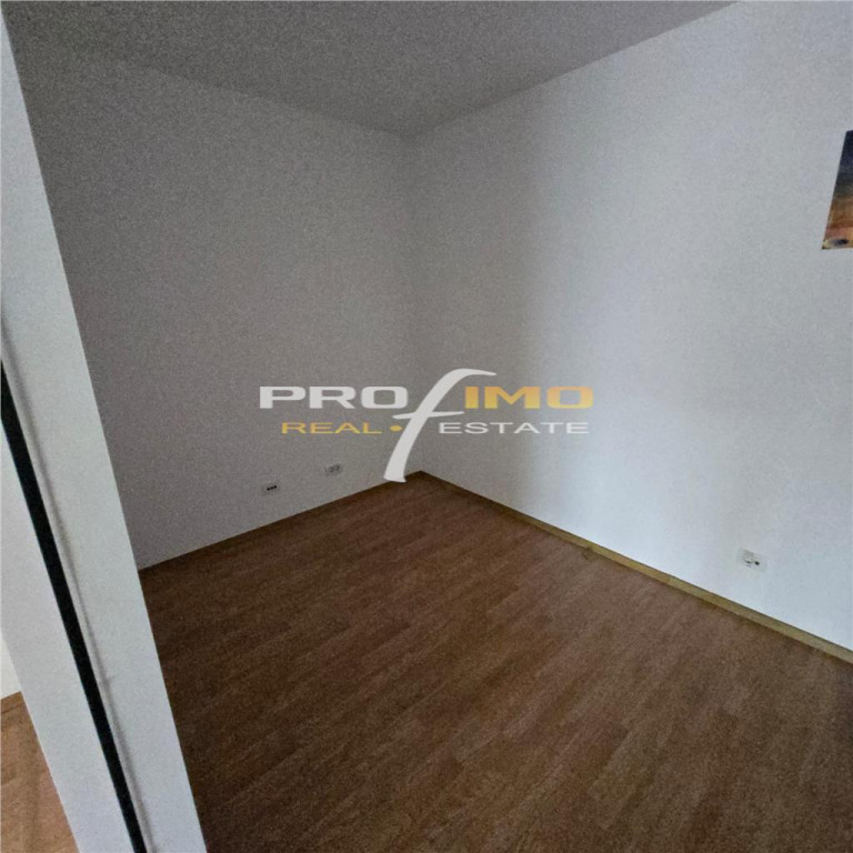 Bld.Mamaia - Delfinariu, BIROU su.52mp. in cladire de birour