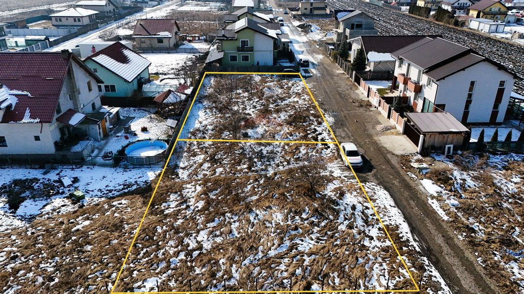 REZERVAT Comision 0 | Teren intravilan 533 mp | Stupini