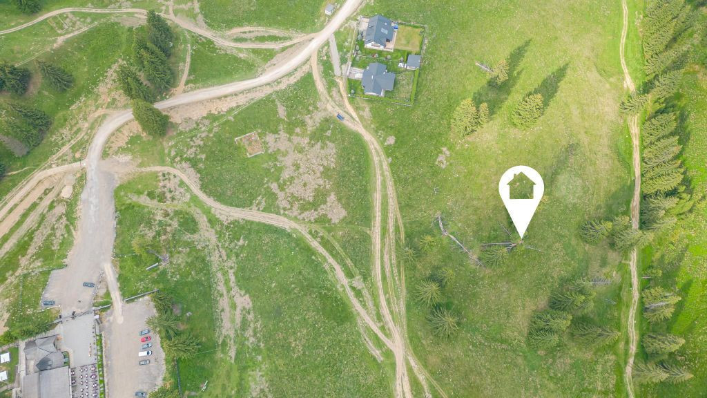 Teren pretabil constructii turistice in Poiana Brasov (Po...