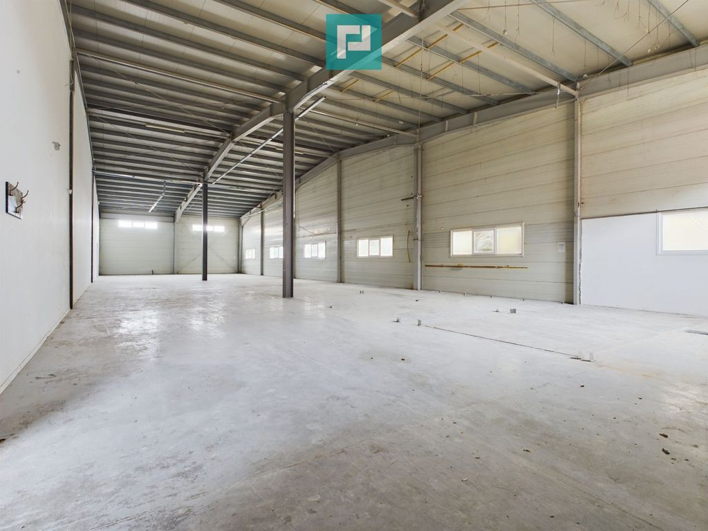 Spațiu industrial 2.750 mp utili