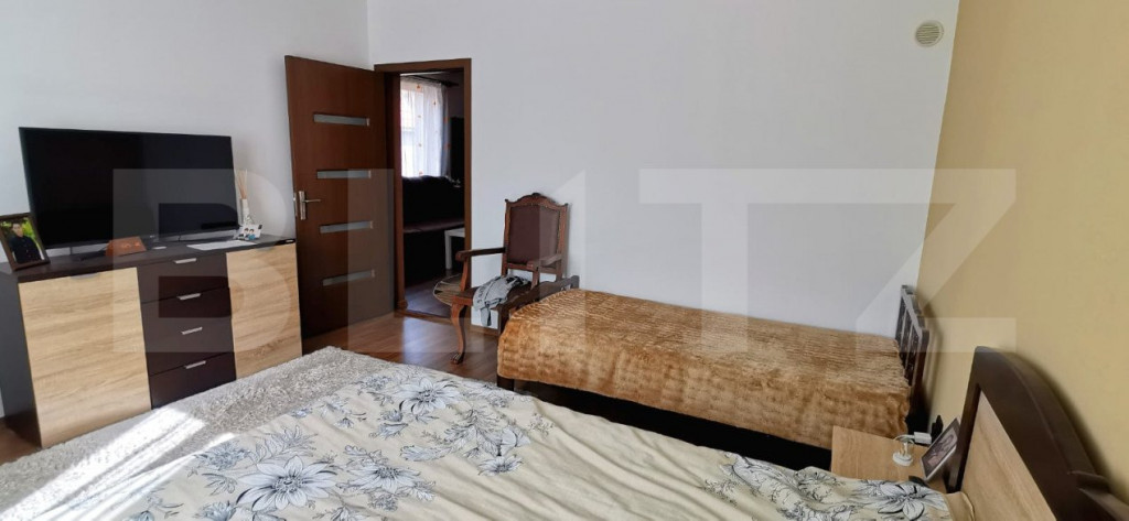 Casă individuală renovabilă de 85mp cu 1000 mp teren, cen