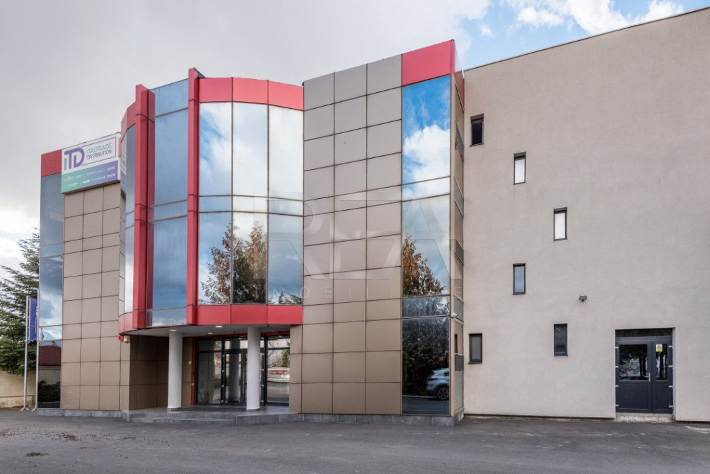 Hale depozitare/productie + Cladire de birouri | Teren 4213