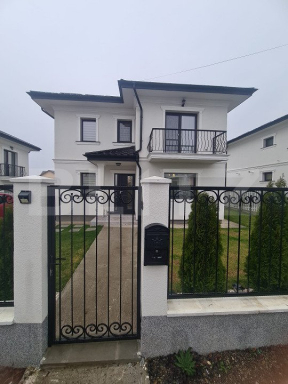 Casa finisaje premium, 4 camere in Vorovesti
