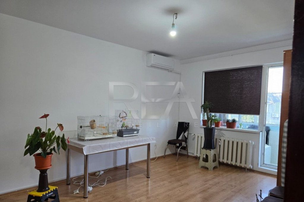 Apartament 3 Camere Gorjului