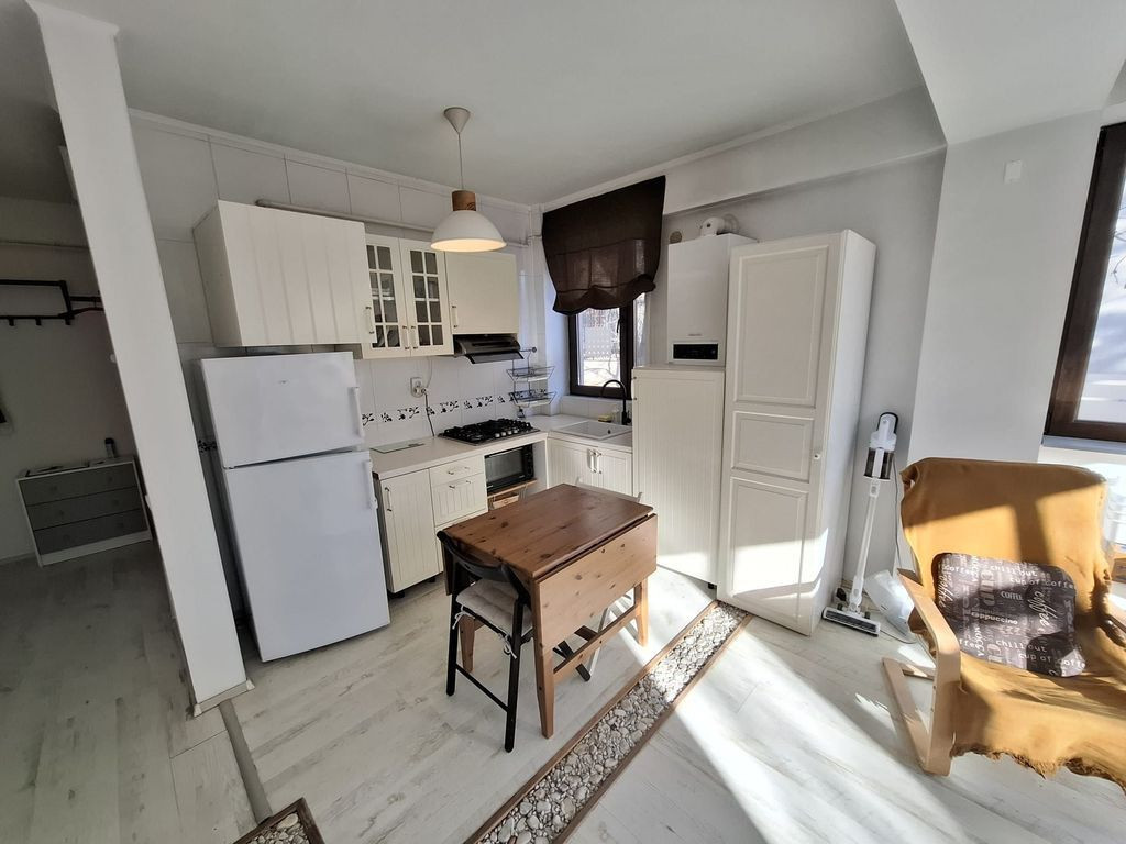 Garsoniera decomandata Popesti Leordeni / Paraul Rece Loc...