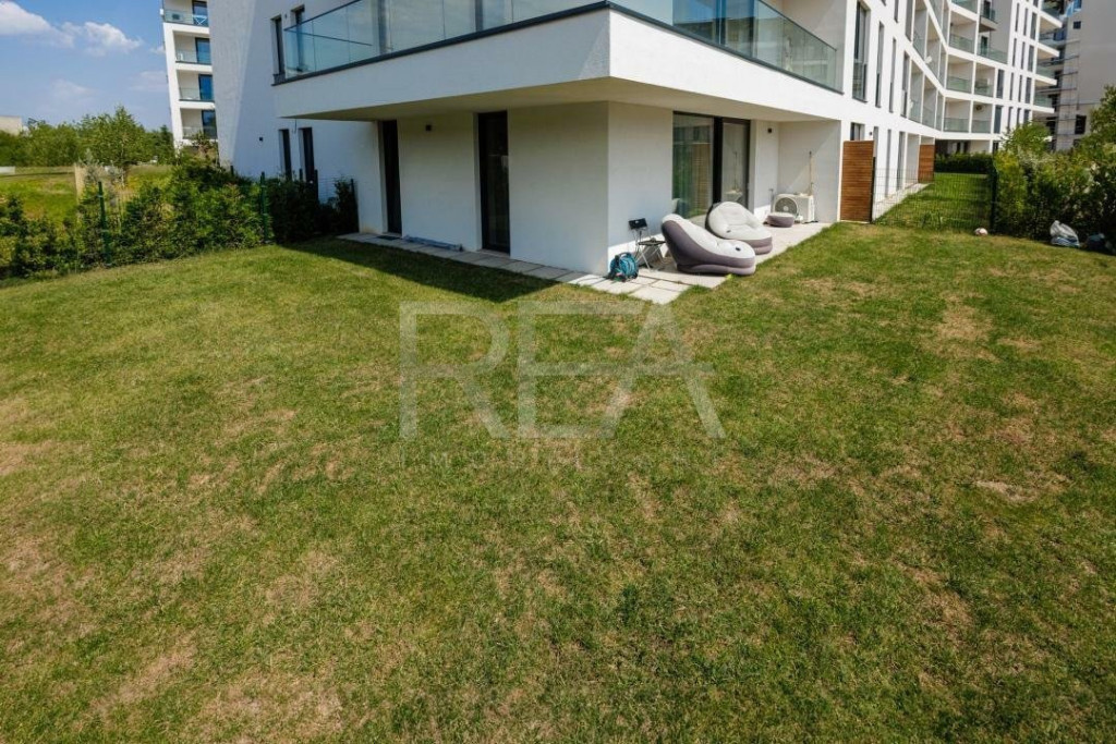 Apartament 4 camere, grădină și terase – The Ivy, Băne