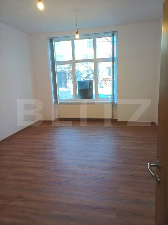 Apartament 6 camere, 160 mp, zona Iosefin