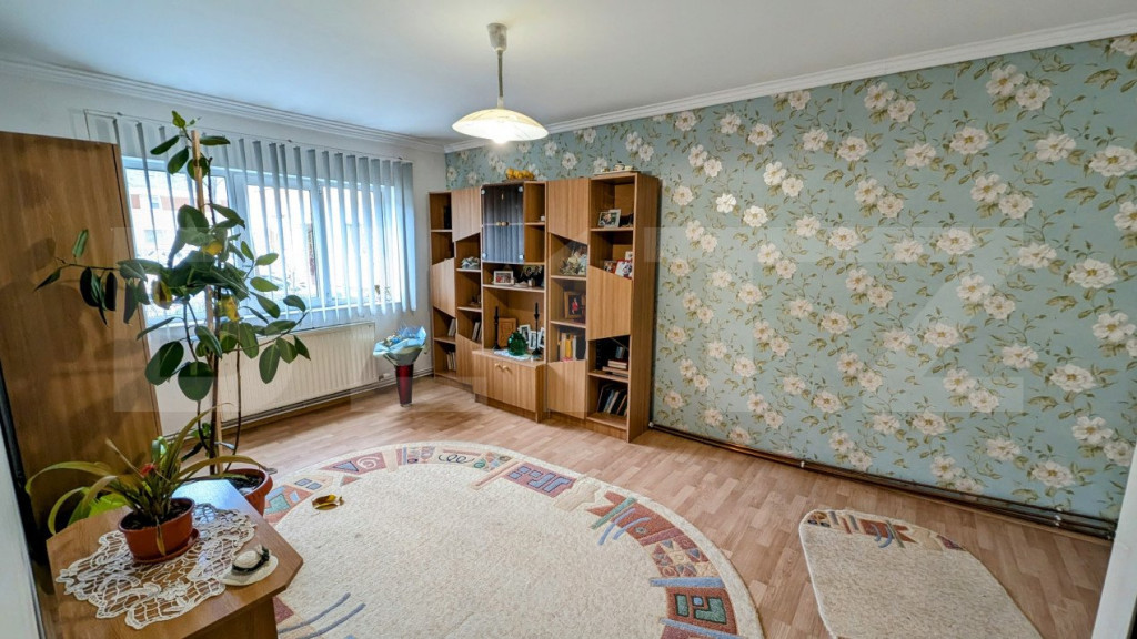 Apartament de vanzare cu 4 camere, 84 mp, zona Tolstoi