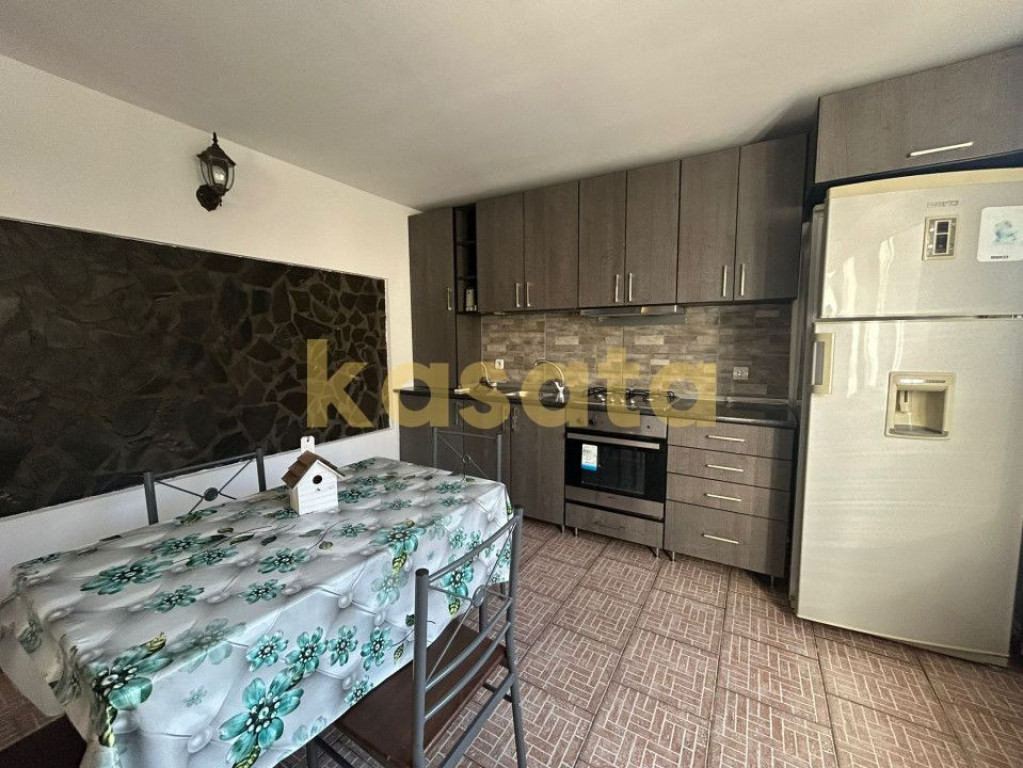 Casa 4 camere | Giulesti | Semi mobilata