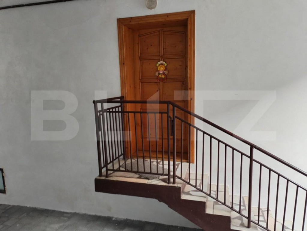 Casa de vanzare, suprafata 300 mp, zona 14 Mai