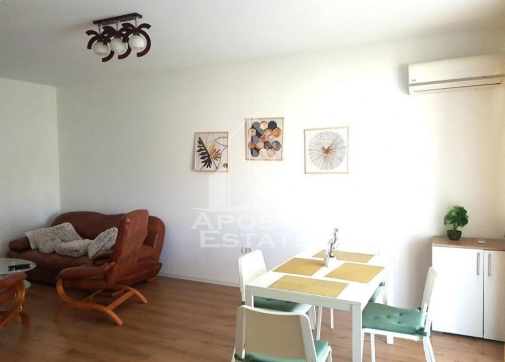 Apartament cu 2 camere open space curte proprie in Ciarda...