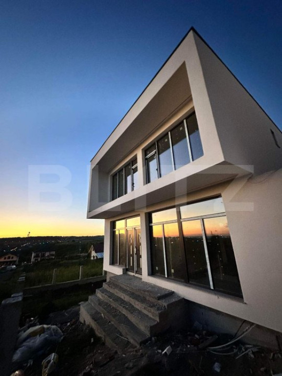Casa de vanzare, cu 4 camere, 140 mp și teren de 438 mp, zo