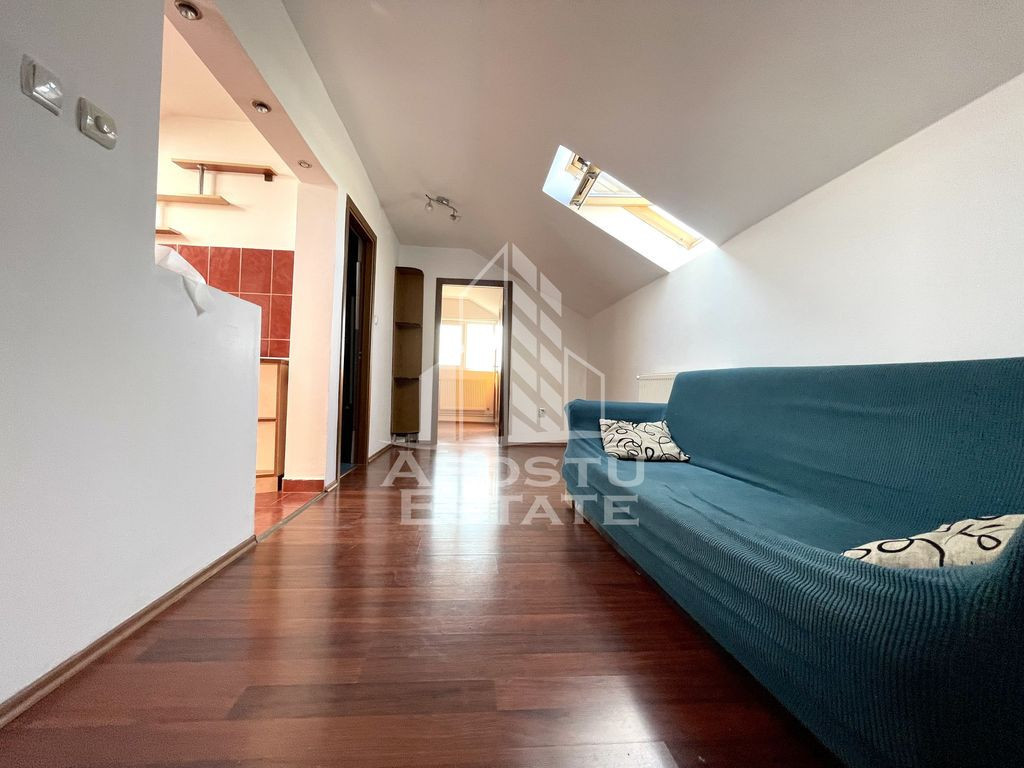 Apartament cu 3 camere, 64 mp utili, centrala proprie, zo...