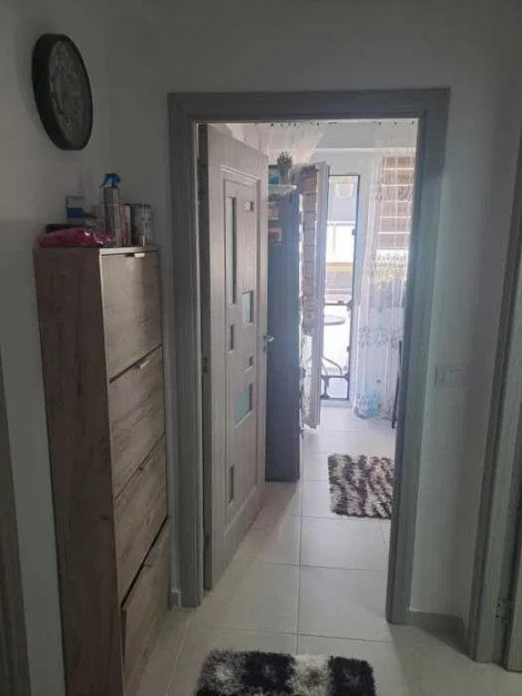 APARTAMENT 1 CAMERA, DECOMANDAT, BLOC NOU, MOBILAT SI UTILAT