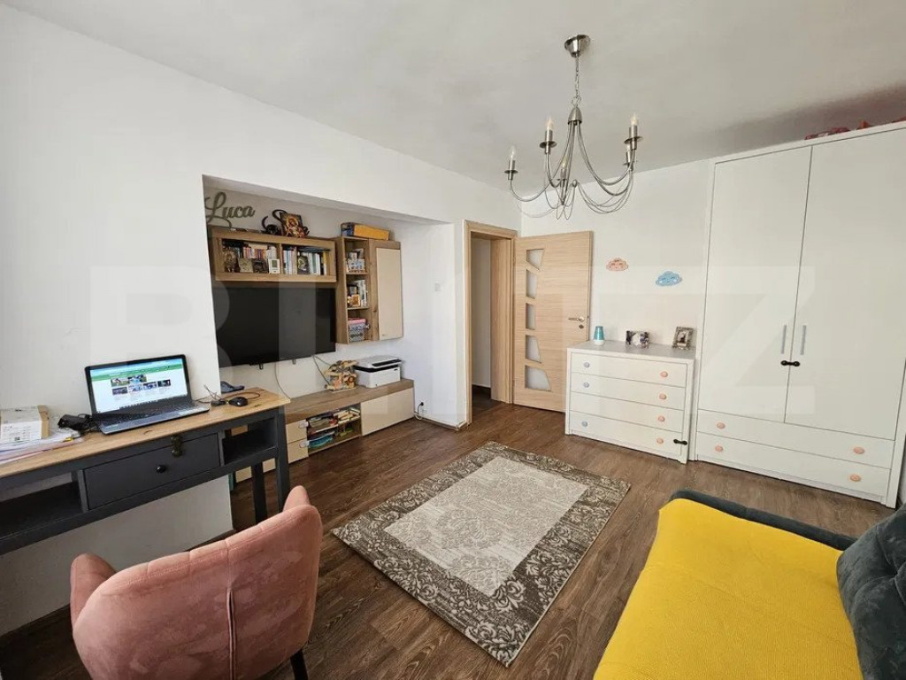 Apartament de vanzare, cu 2 camere, 55 mp, zona Bulevardul D