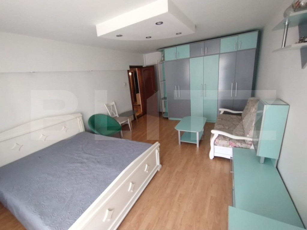 Apartament de inchiriat, 2 camere, 48 mp, decomandat, etaj 2