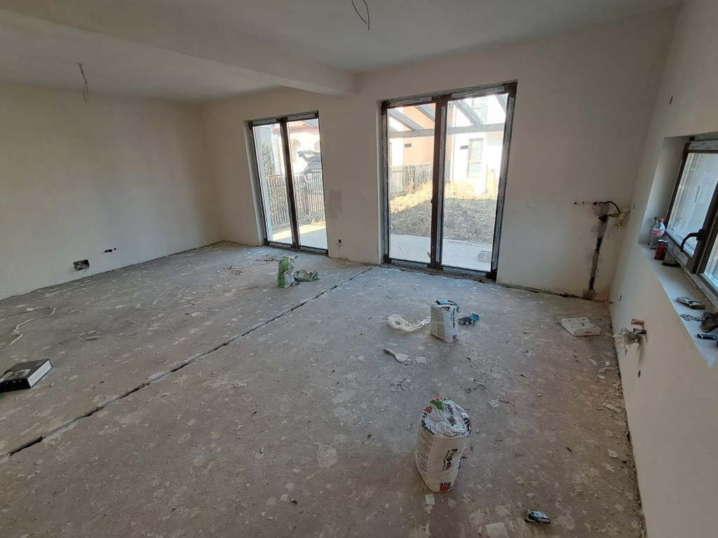 Casa individuala 5 camere, in curs de finisare Gilau