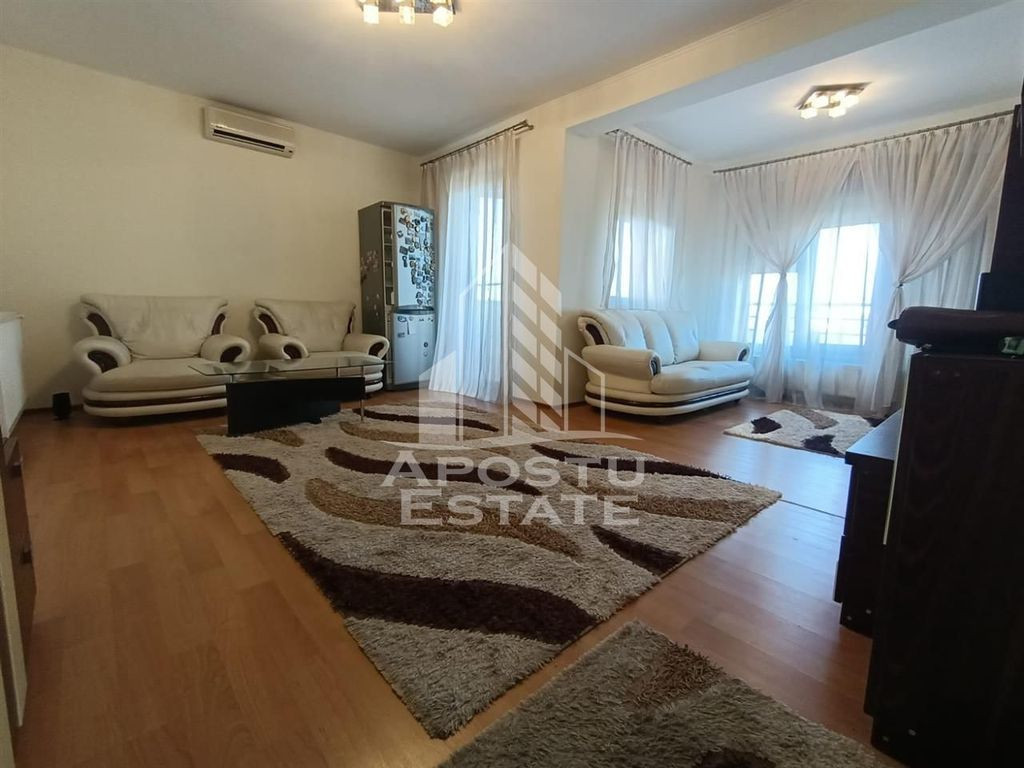 Apartament cu 3 camere, 2 bai parcare, Girocului- Liviu R...