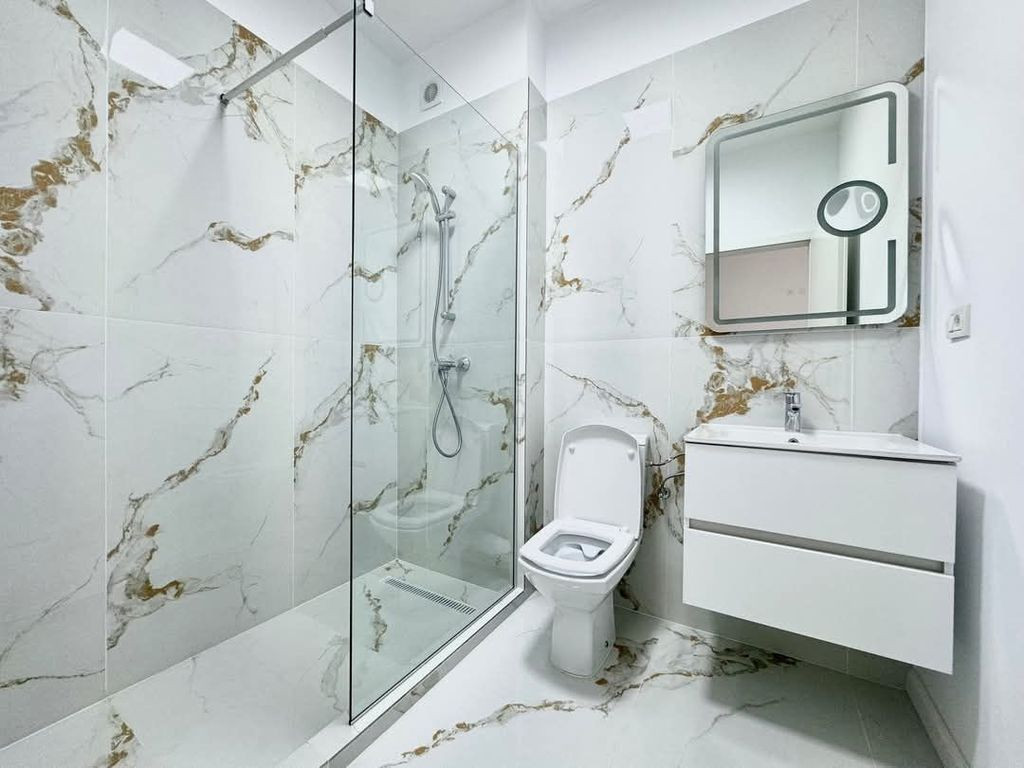 INVESTITIE Garsoniera - Metrou Berceni cash 57800 Euro