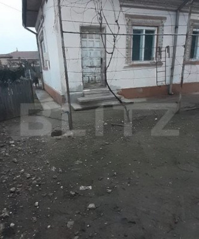 Casa de vanzare, cu 5 camere, 112 mp, Gaesti