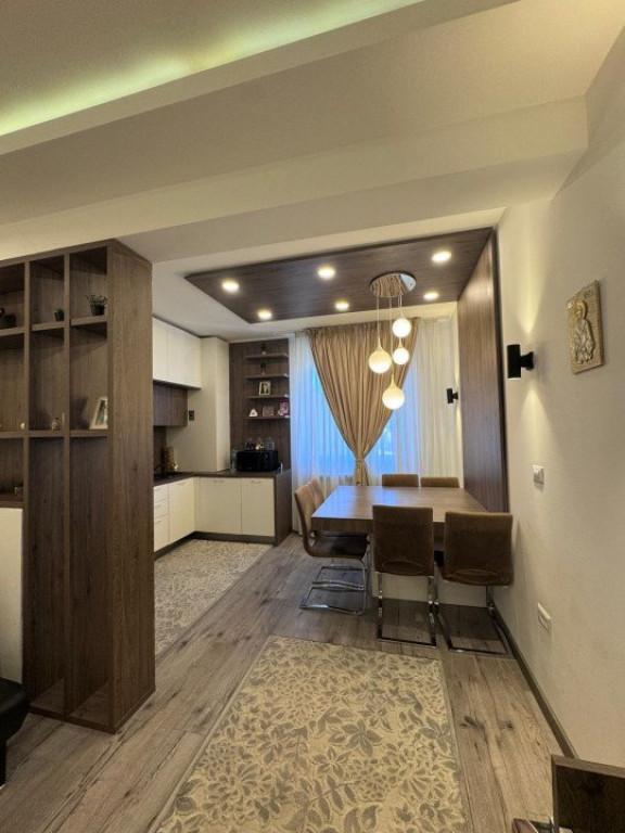 Apartament de inchiriat, modern mobilat si utilat, Radauti