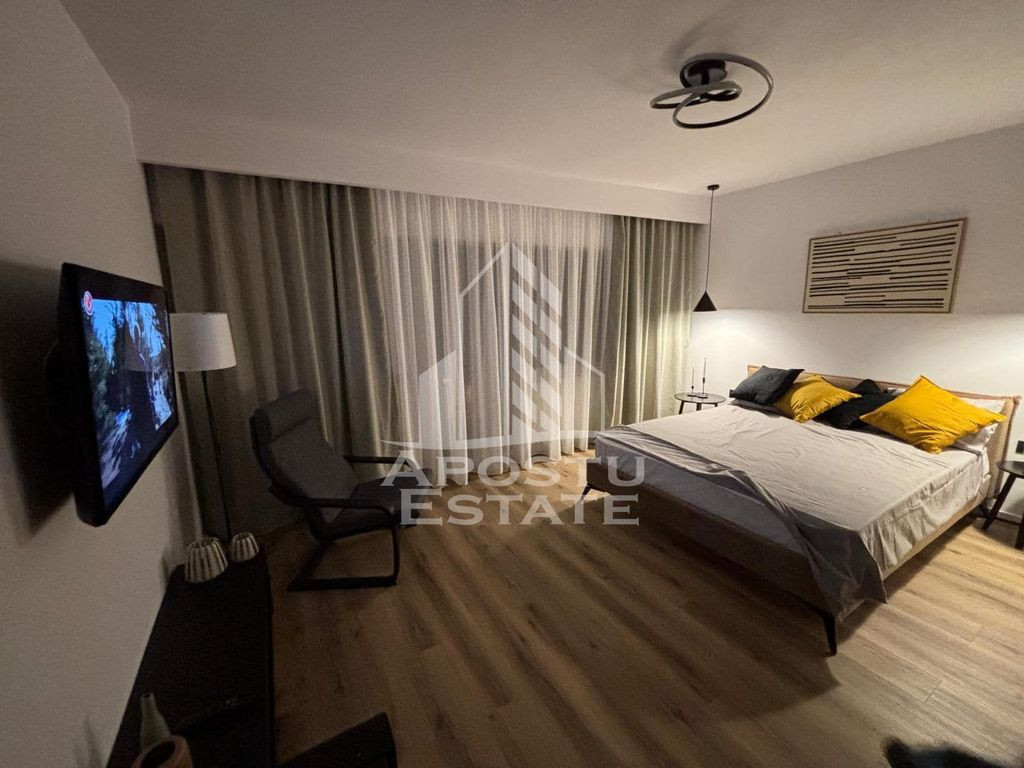 Apartament cu 1 camera, decomandat, prima inchiriere, zon...