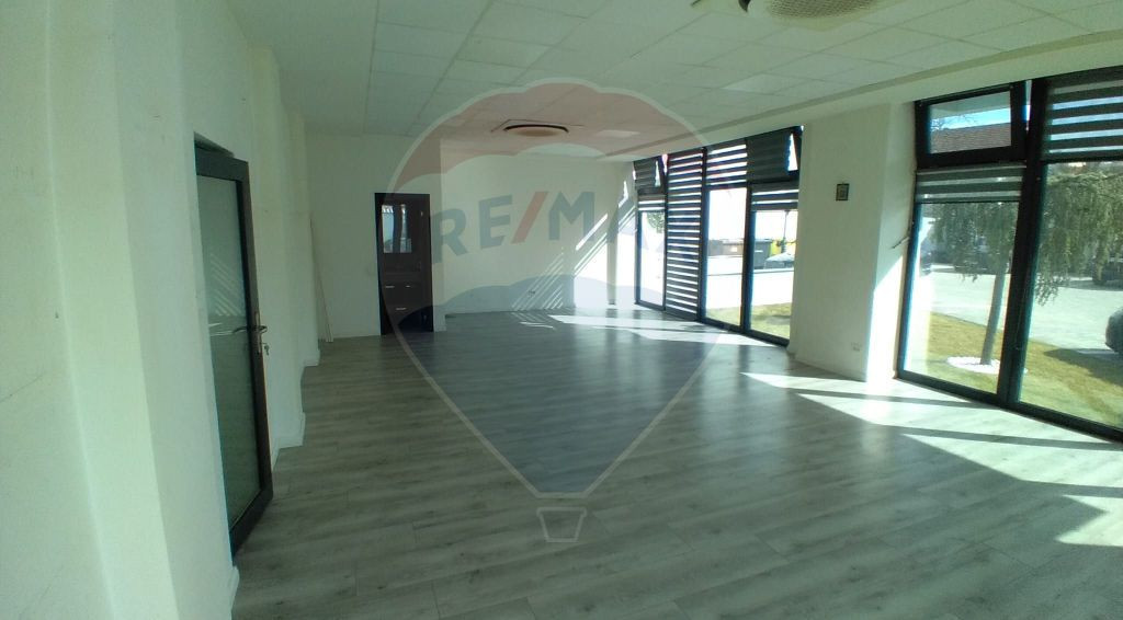 Spațiu Comercial de Închiriat – 66 mp , Oportunitate ...